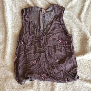 FLORAL SURPLICE TOP